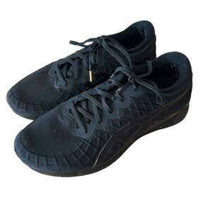 ASICS Women’s Gel Quantum Infinity Show in Black size 8.5